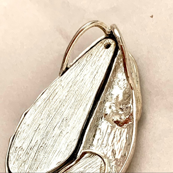 Abalone & Mother of Pearl Silver Tone Pendant - Picture 11 of 12